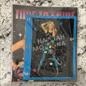 Y2K Hannah Montana Binder with pencil case, paper and binder tabs - unopened